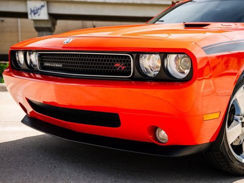 Used 2009 Dodge Challenger R/T RWD image 22