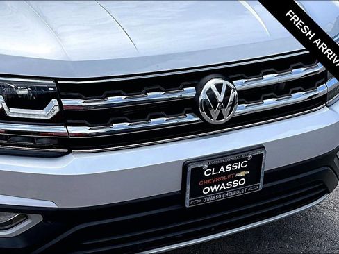 Used 2019 Volkswagen Atlas SEL Premium AWD/4WD image 33