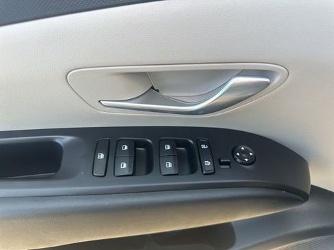 Used 2023 Hyundai Tucson SEL image 19