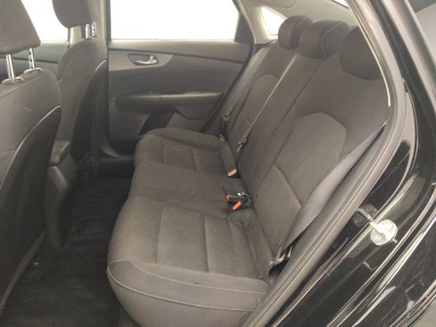 Used 2019 Kia Forte LXS image 18