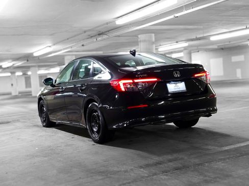 Certified 2023 Honda Civic LX image 5