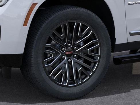 New 2026 GMC Yukon XL Denali w/ Denali Reserve Package image 9