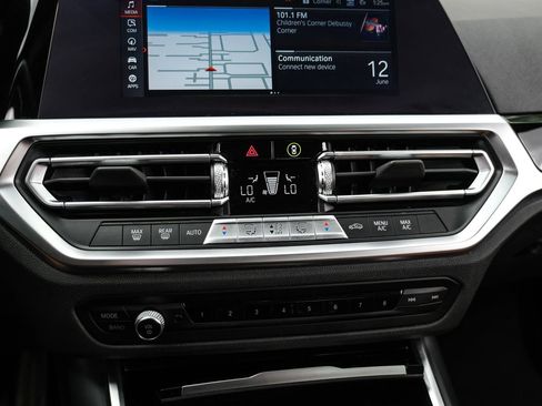 Used 2022 BMW 230i Coupe w/ M Sport Package RWD image 26