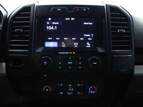 Used 2018 Ford F150 Lariat RWD image 22