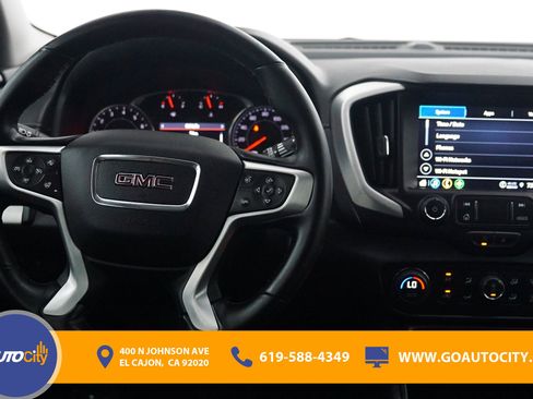 Used 2023 GMC Terrain SLT image 5