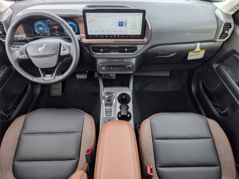 New 2025 Ford Bronco Sport Outer Banks image 5