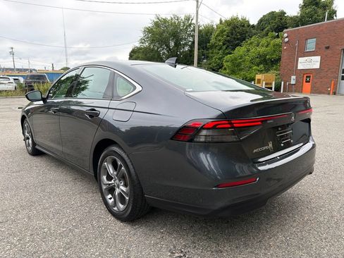 Used 2023 Honda Accord EX image 4