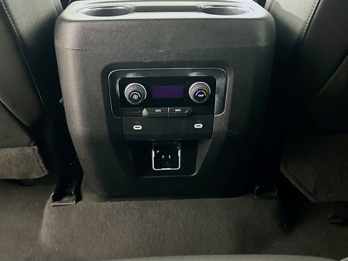 Used 2024 Chevrolet Tahoe LT image 26