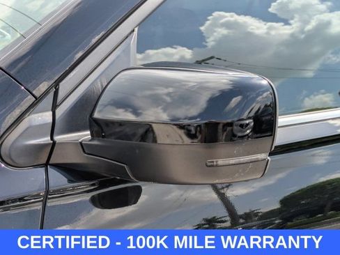 Certified 2024 Honda Pilot Touring image 12