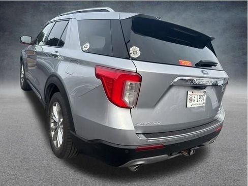 Used 2021 Ford Explorer Limited w/ Equipment Group 301A image 9