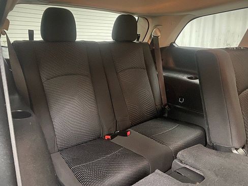 Used 2018 Dodge Journey SE image 16