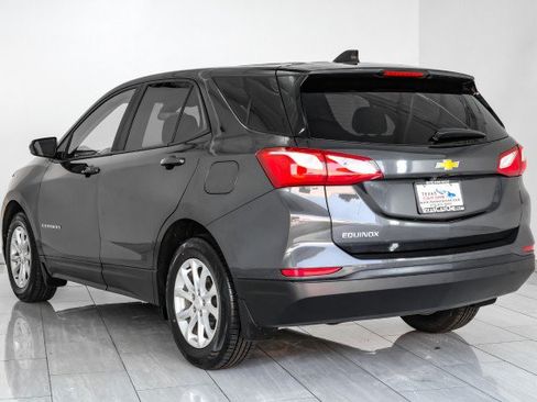 Used 2021 Chevrolet Equinox LS w/ LS Convenience Package FWD image 8