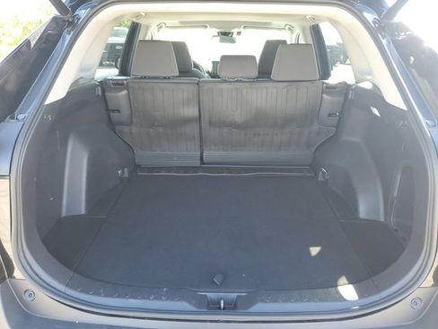 Used 2022 Toyota RAV4 XLE w/ Convenience Package AWD/4WD image 9