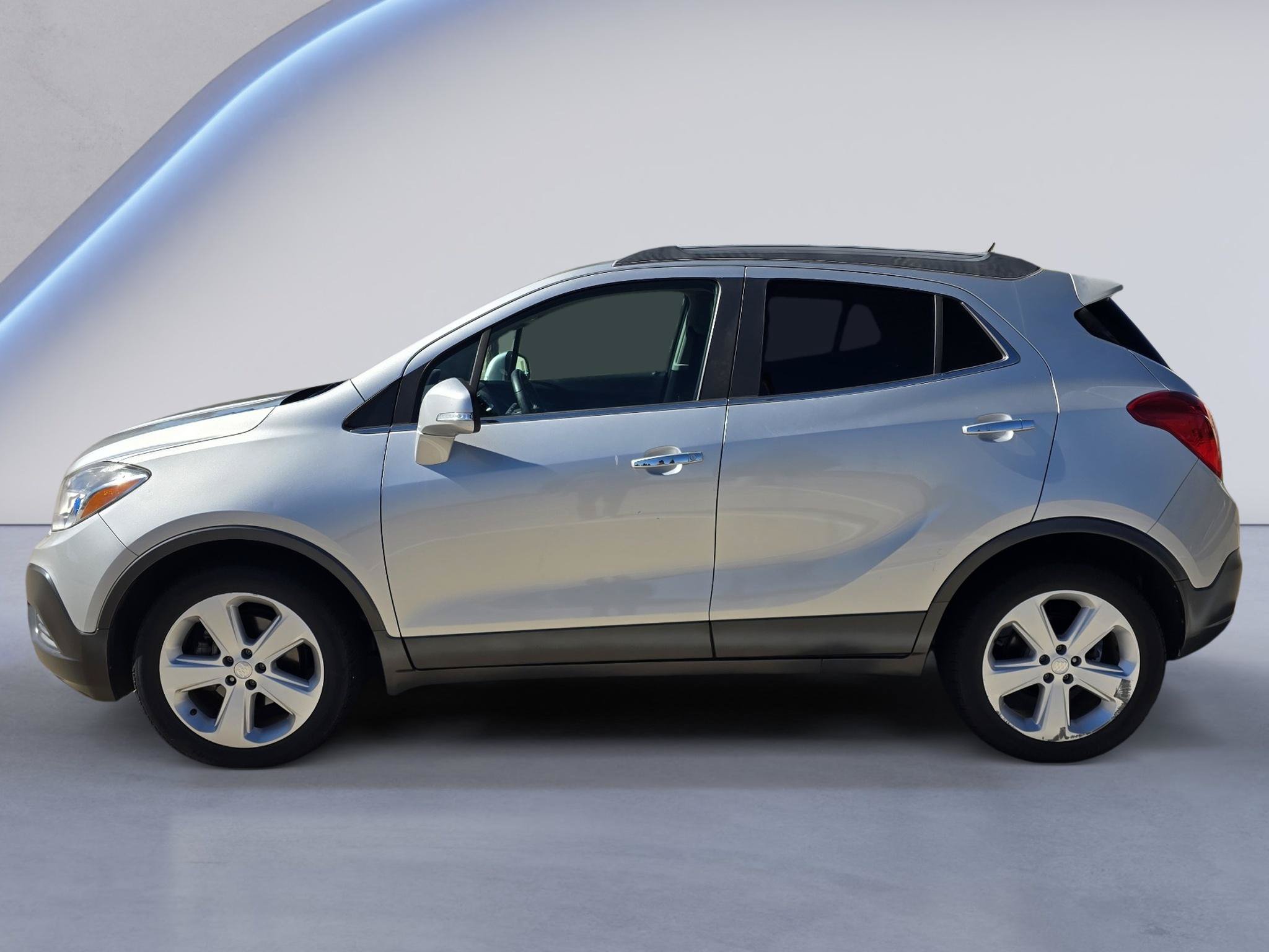 Used 2015 Buick Encore FWD image 2