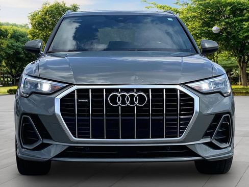 Used 2021 Audi Q3 2.0T Premium w/ Convenience Package AWD/4WD image 2