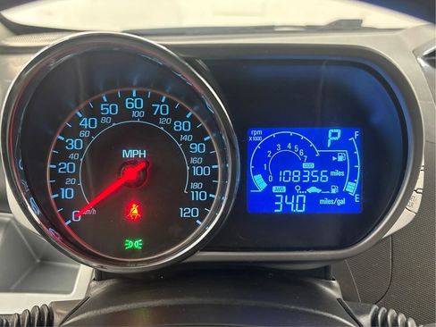 Used 2015 Chevrolet Spark LT image 23