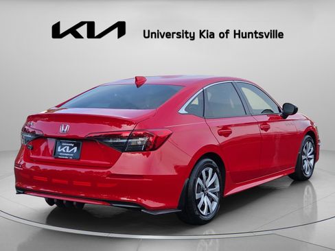 Used 2022 Honda Civic LX image 7