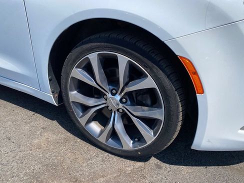 Used 2016 Chrysler 200 C w/ Sun & Sound Group FWD image 30