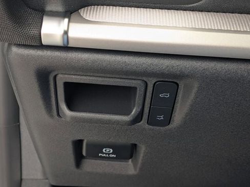 New 2025 Ford Expedition Active RWD image 15