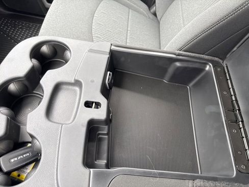 New 2024 RAM 3500 Tradesman image 22