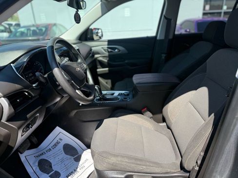 Used 2018 Chevrolet Traverse LS FWD image 18