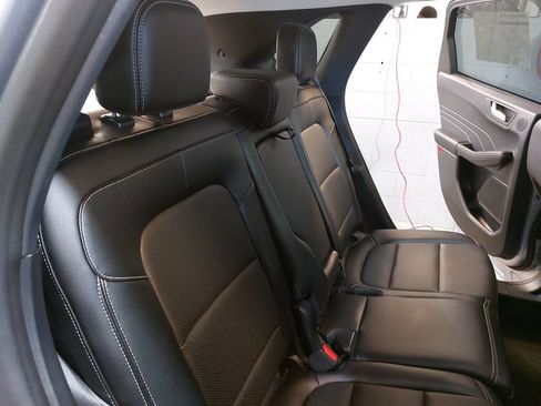 Used 2022 Ford Escape SEL w/ Technology Package FWD image 12