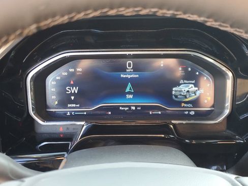 Used 2025 Chevrolet Silverado 2500 LT w/ Safety Package image 23