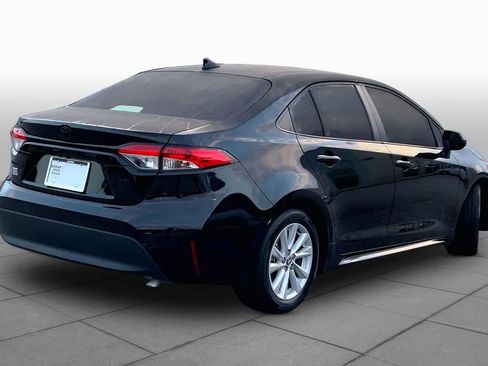 Used 2024 Toyota Corolla LE FWD image 12
