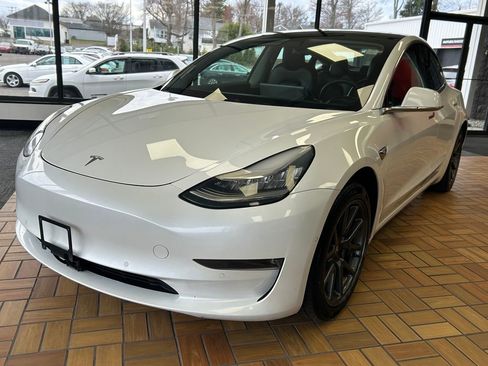 Used 2019 Tesla Model 3 Long Range image 1