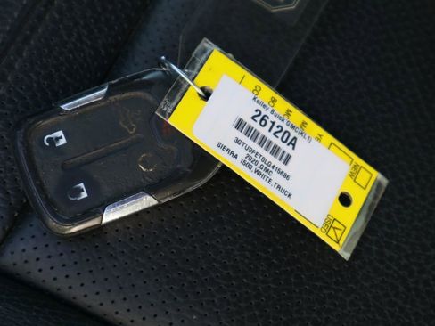 Certified 2020 GMC Sierra 1500 Denali w/ Denali Ultimate Package image 35