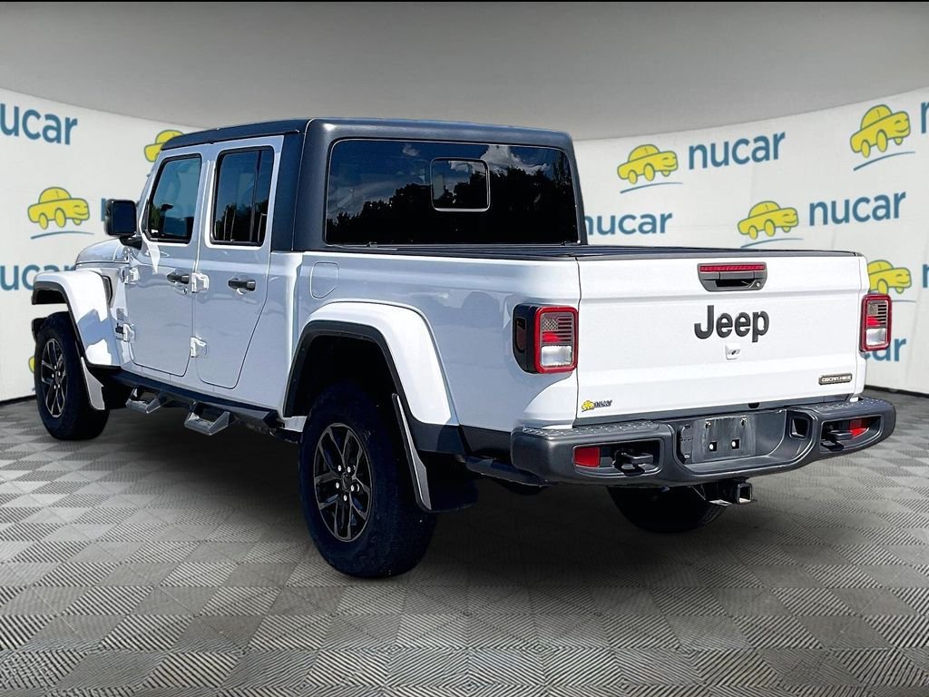 Used 2023 Jeep Gladiator Sport AWD/4WD image 4