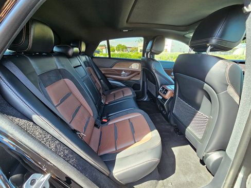 Used 2024 Mercedes-Benz GLE 53 AMG 4MATIC Coupe image 31