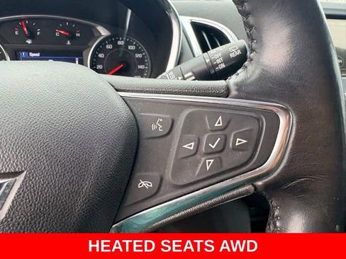 Used 2019 Chevrolet Equinox LT w/ Driver Convenience Package AWD/4WD image 19