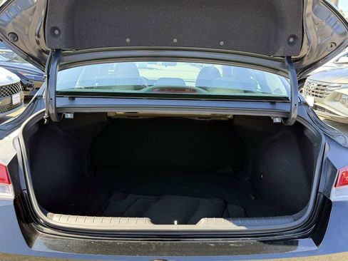 Certified 2023 Hyundai Elantra SEL w/ Convenience Package FWD image 9