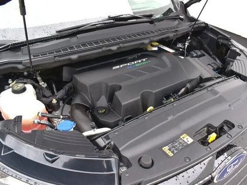 Used 2018 Ford Edge Sport w/ Equipment Group 401A AWD/4WD image 35