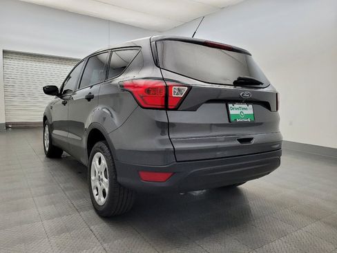 Used 2019 Ford Escape S image 5