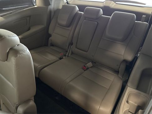 Used 2011 Honda Odyssey Touring image 26