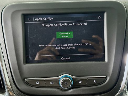 Used 2024 Chevrolet Equinox LS w/ Midnight Edition image 21