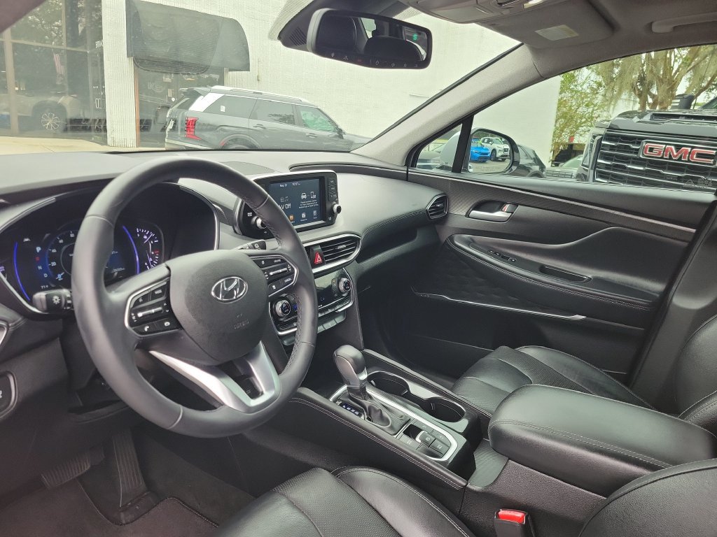 Used 2019 Hyundai Santa Fe Limited FWD image 16