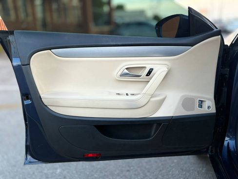 Used 2015 Volkswagen CC Sport image 9