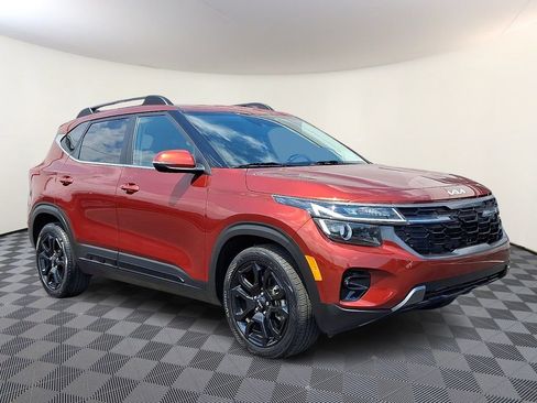 Used 2024 Kia Seltos X-Line AWD/4WD image 1