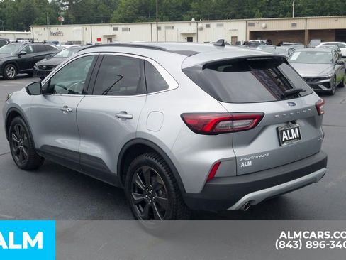Used 2023 Ford Escape Platinum image 11