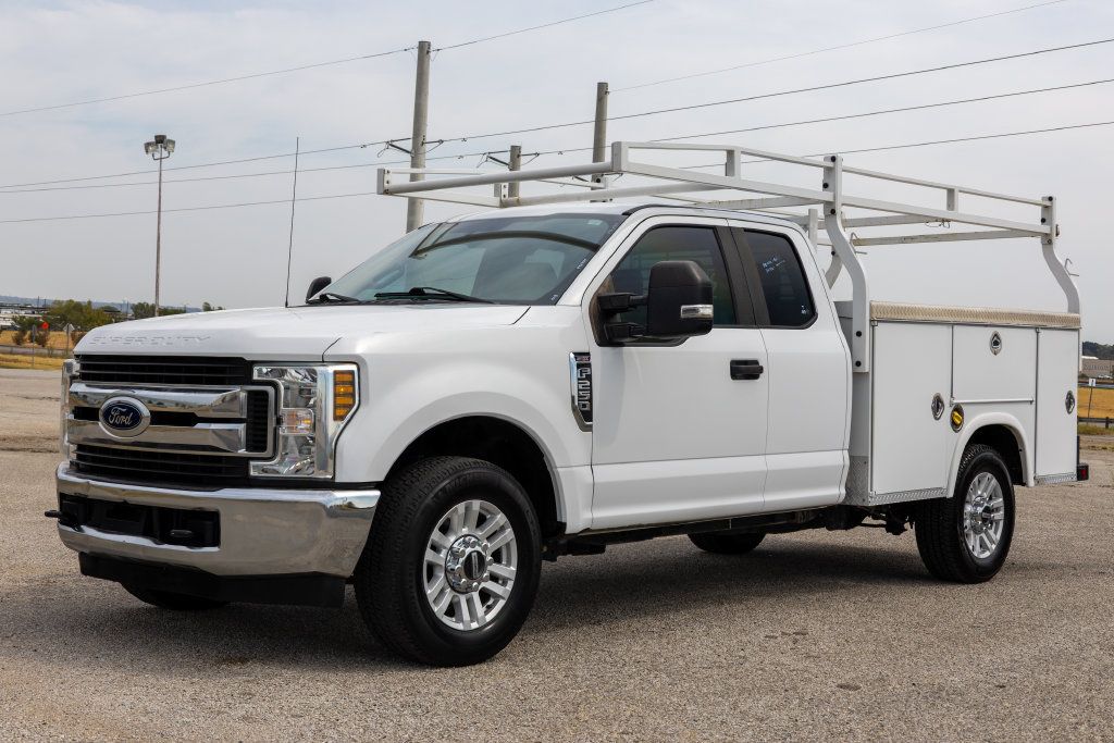 Used 2019 Ford F250 XL w/ STX Appearance Package RWD image 3