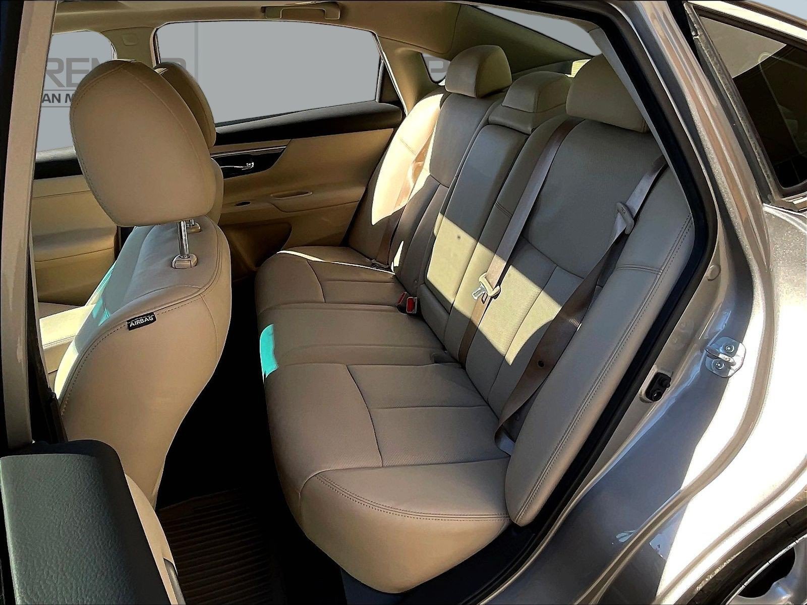 Used 2015 Nissan Altima 3.5 SL FWD image 24