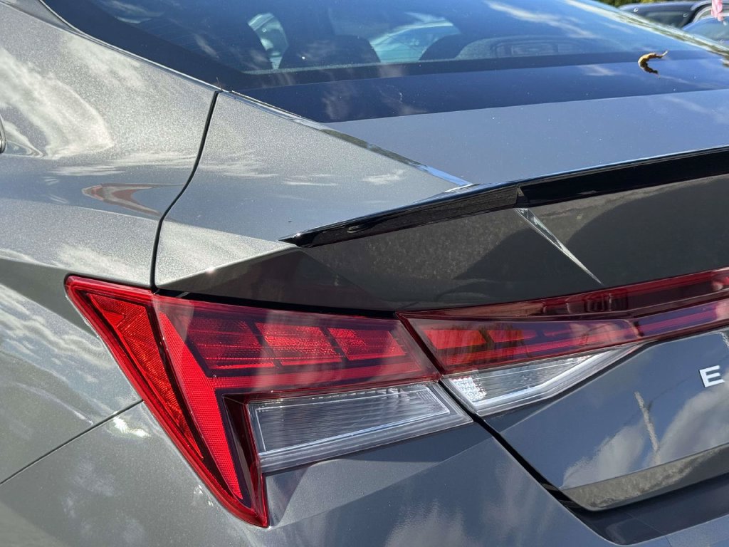 Used 2026 Hyundai Elantra SEL Sport Premium FWD image 11