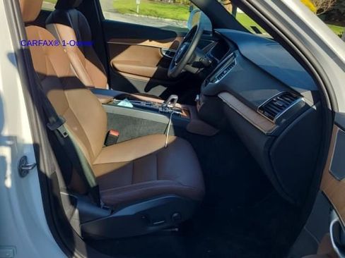 Certified 2024 Volvo XC90 B6 Plus image 14