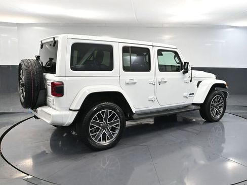 Used 2023 Jeep Wrangler High Altitude image 6