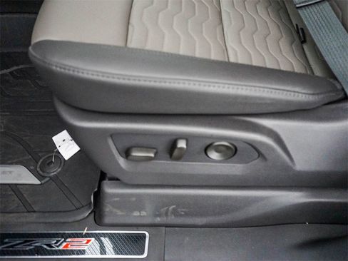 New 2026 Chevrolet Silverado 1500 ZR2 w/ Dark Appearance Package image 21