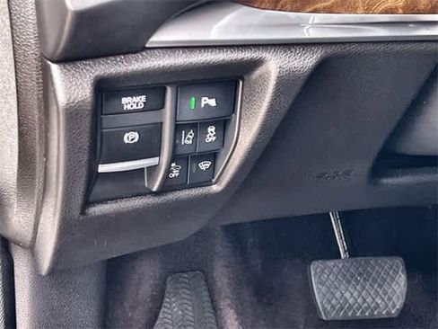 Used 2017 Acura MDX FWD w/ Advance Package image 29