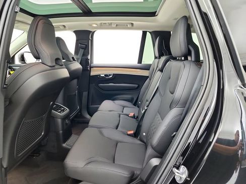 New 2026 Volvo XC90 T8 Plus w/ Protection Package Premier AWD/4WD image 28